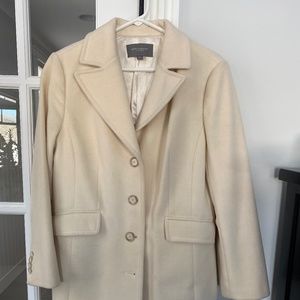 Ann Taylor White coat size 14P